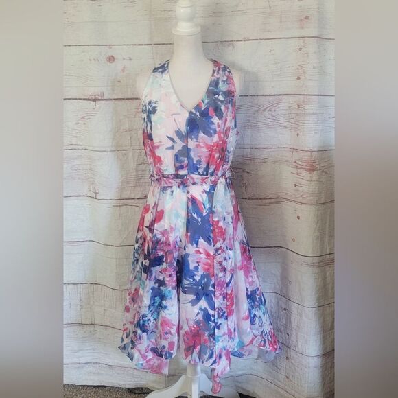 Donna Karan Abstract Floral Fit and Flare Dress Size 12 NWT - Picture 1 of 7